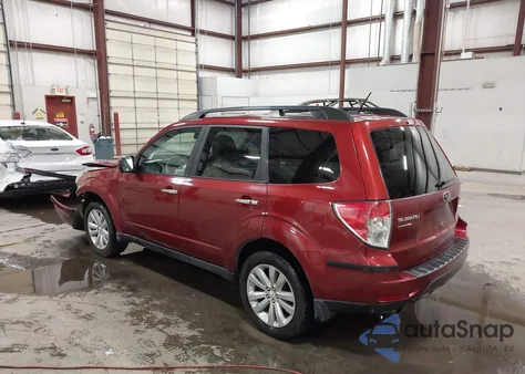 2011 Subaru Forester 2.5X Limited из США, поврежденный, VIN JF2SHAEC9BH703807